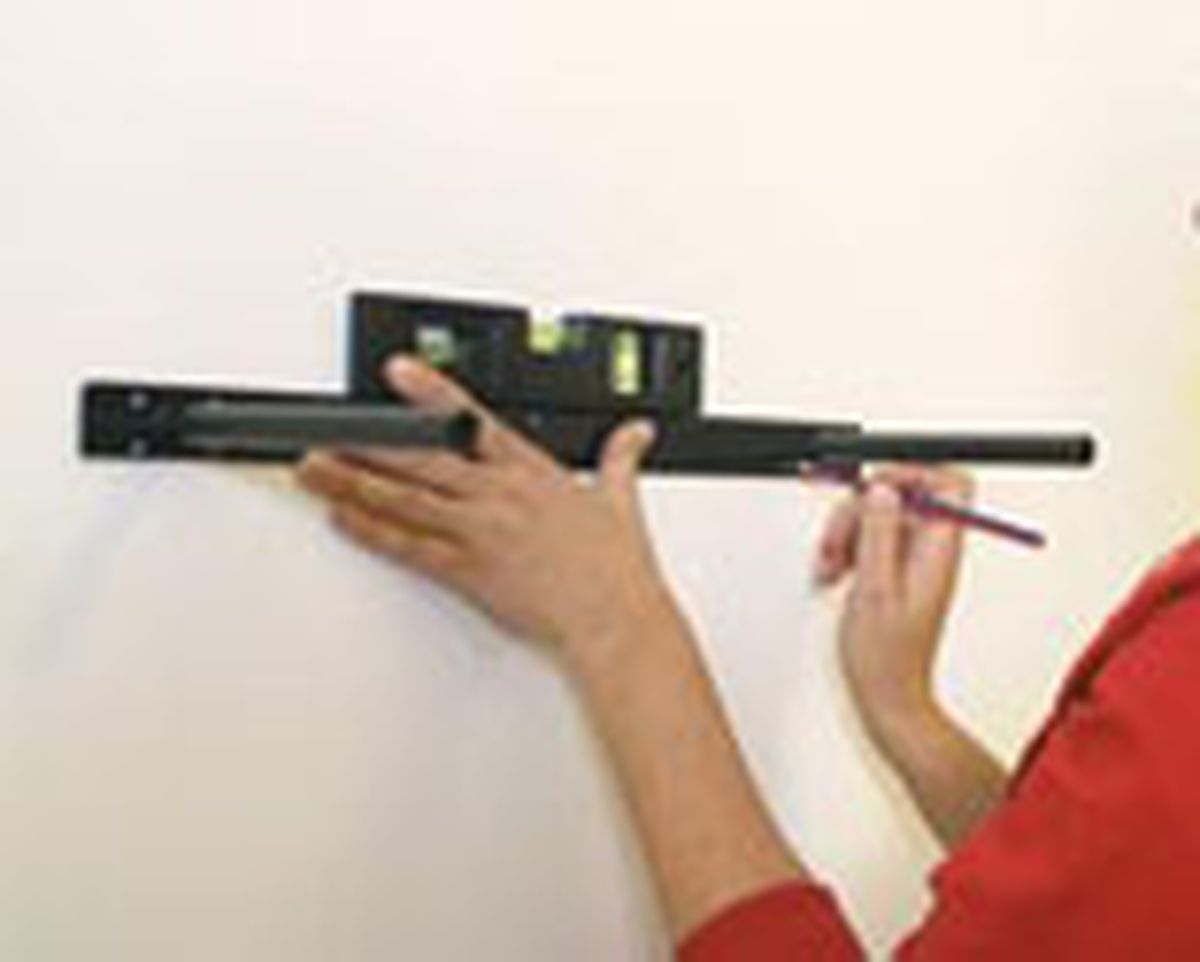 Brico 0487 2 Estantes fijacion invisible paso 1