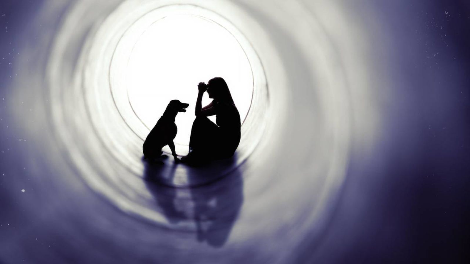 Leticia es una médium que puede contactar con mascotas fallecidas