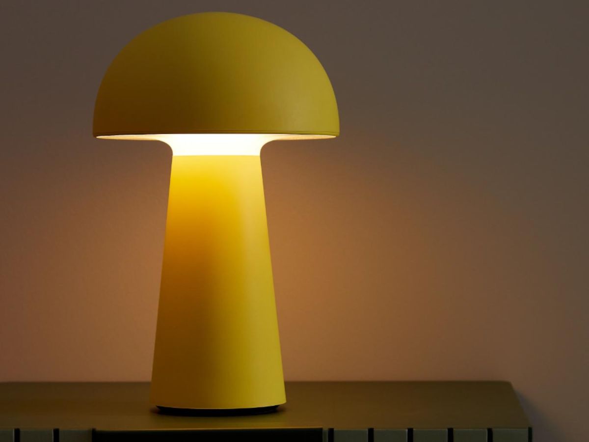 Lámpara de mesa Sigrun.