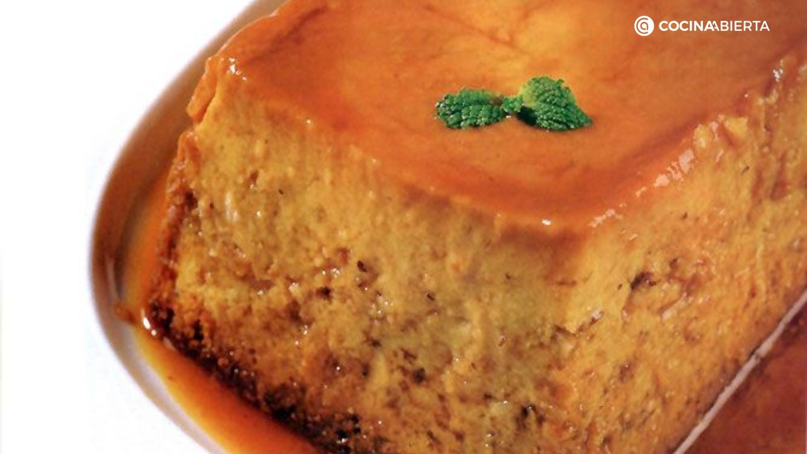 Eva Arguiñano nos enseña a hacer un cremoso pastel de avellanas