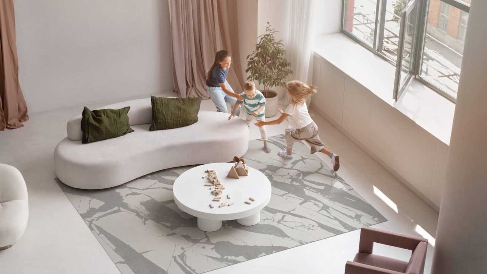 Salón con alfombra vinílica Lakkua.