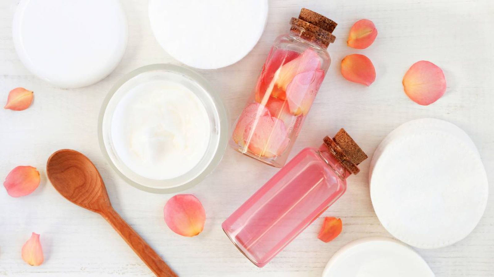 agua de rosas como hacerlo