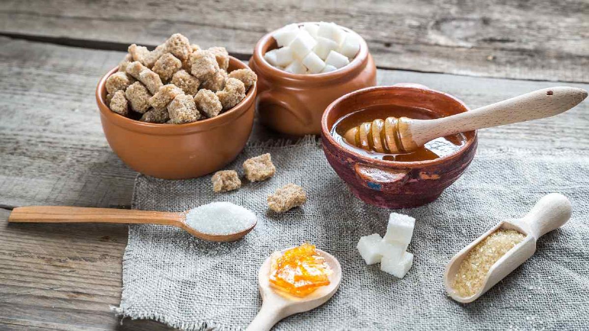 Con tan solo dos ingredientes puedes hacer un exfoliante libre de químicos