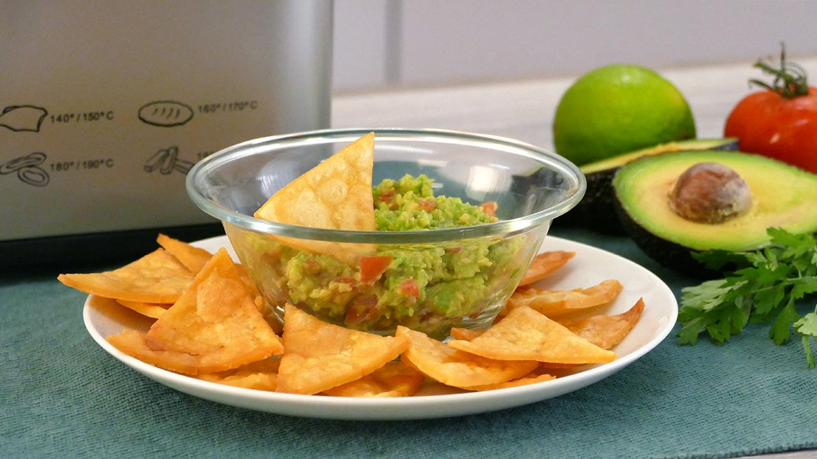 Receta de totopos caseros con guacamole