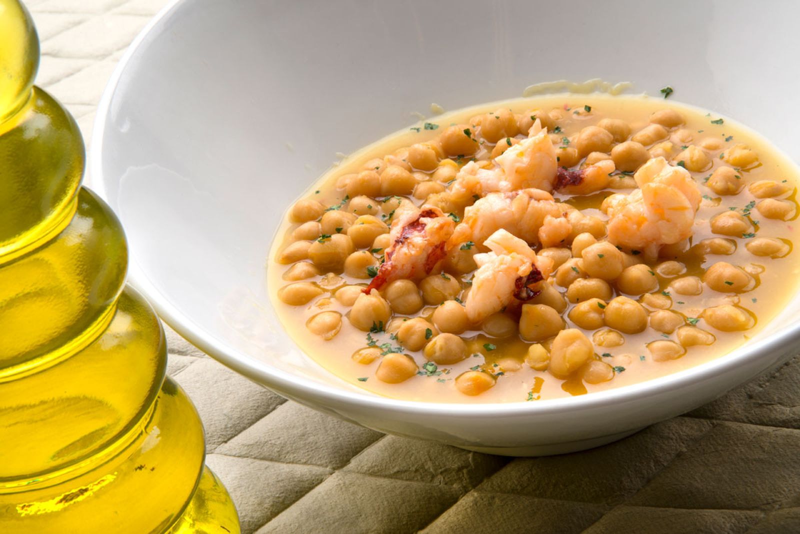555 Garbanzos con bogavante (5170) xl