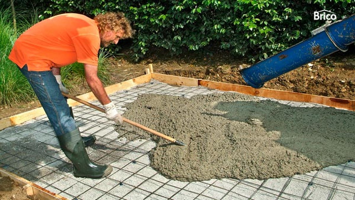 Solera de hormigón paso 14