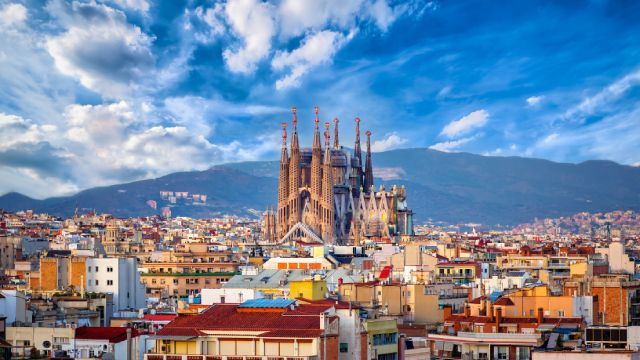 las 6 ciudades mas visitadas de espana en semana santa barcelona