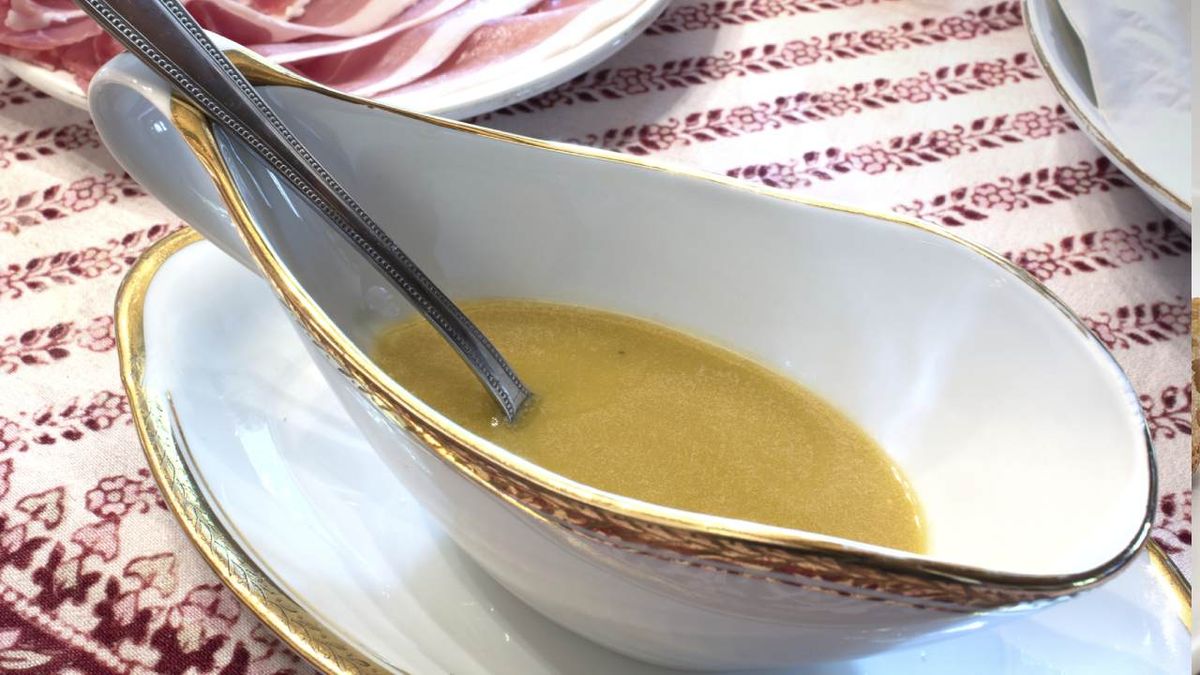 Te damos los pasos para hacer una sencilla vinagreta de miel y mostaza casera