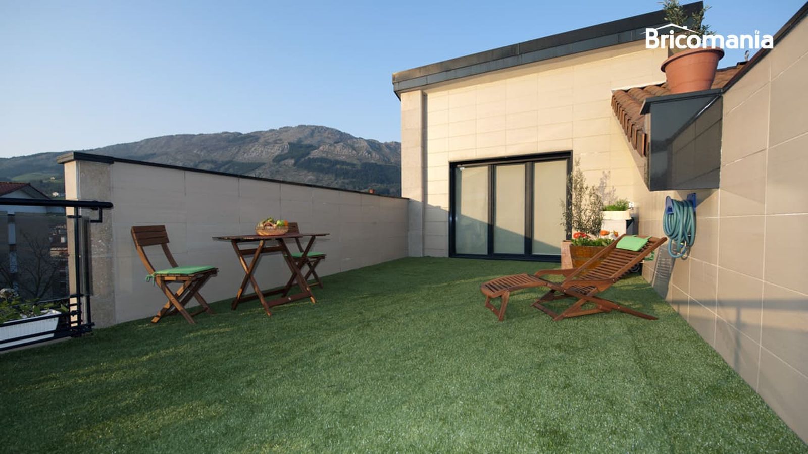 Bricomania 693 cesped artificial terraza xl