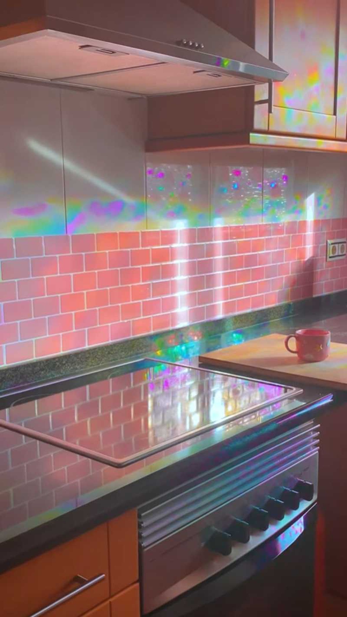 Reflejos de los vinilos holográficos.