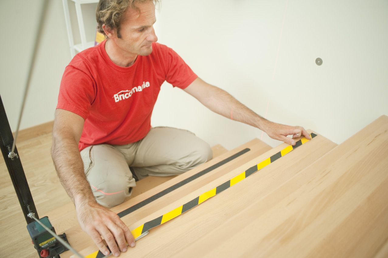 brico2 658 antideslizante escaleras paso 6