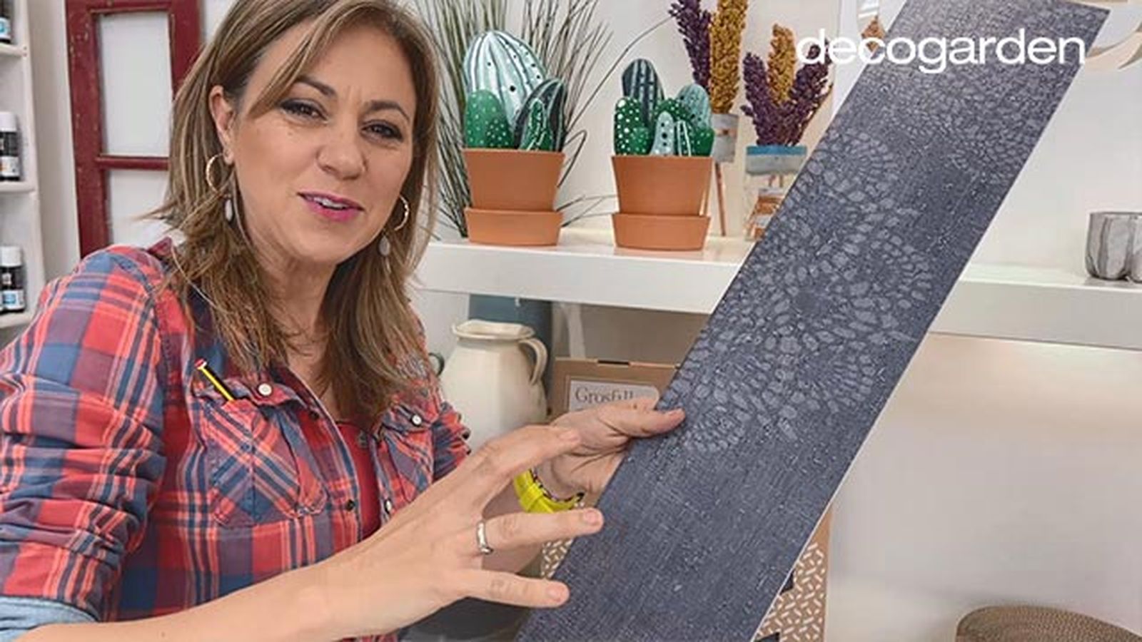 como hacer un cabecero con revestimiento grosfillex paso 2