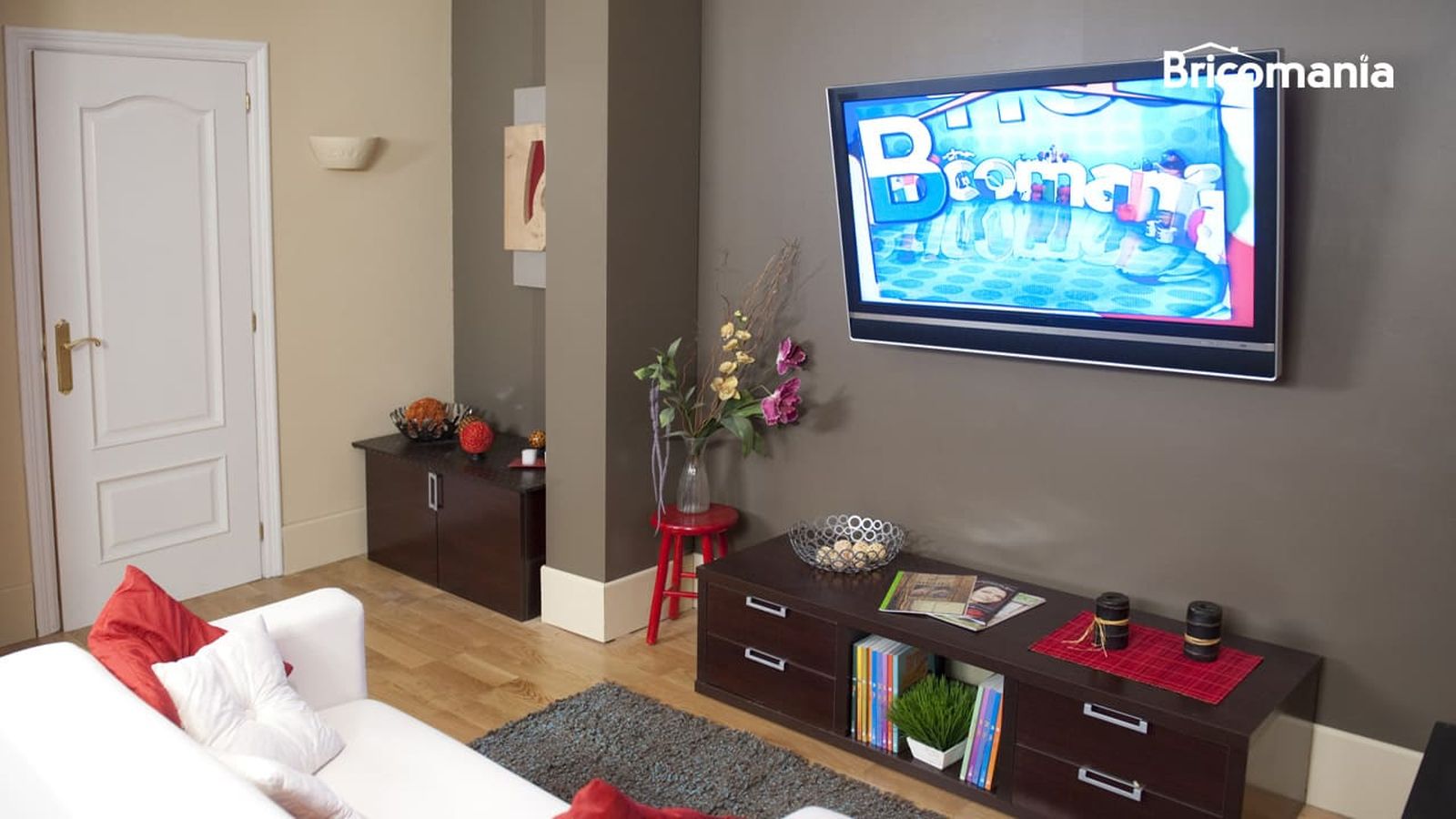 brico 0577 colgar tv pared sin que se vean los cables xl