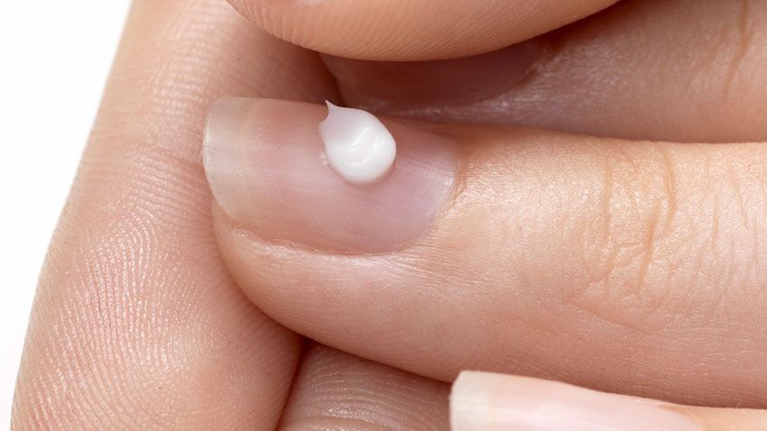 como quitar esmalte semipermanente 3