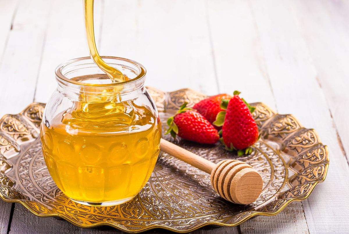 Exfoliante de fresas con miel