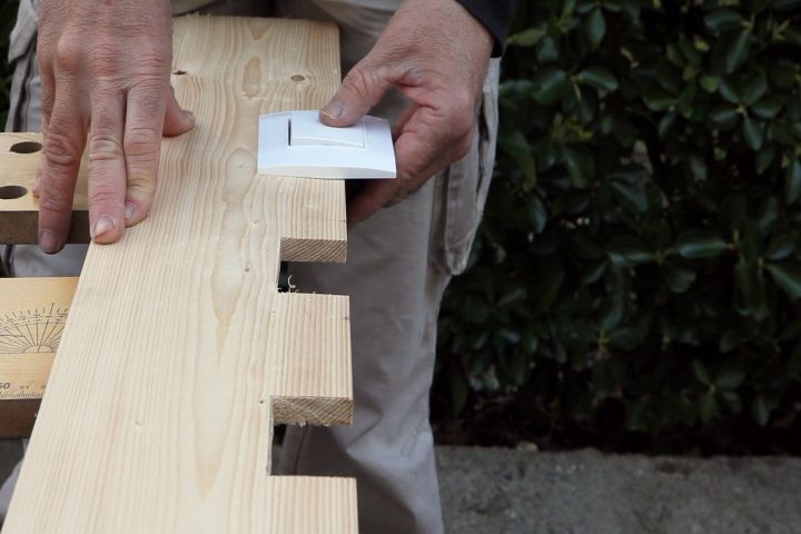Cómo hacer cajeados en madera paso 8