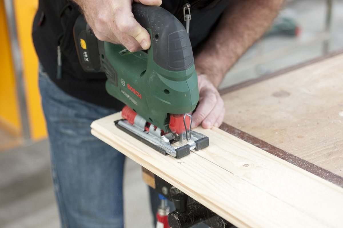 Bricomania 681 Contraventanas rusticas p2