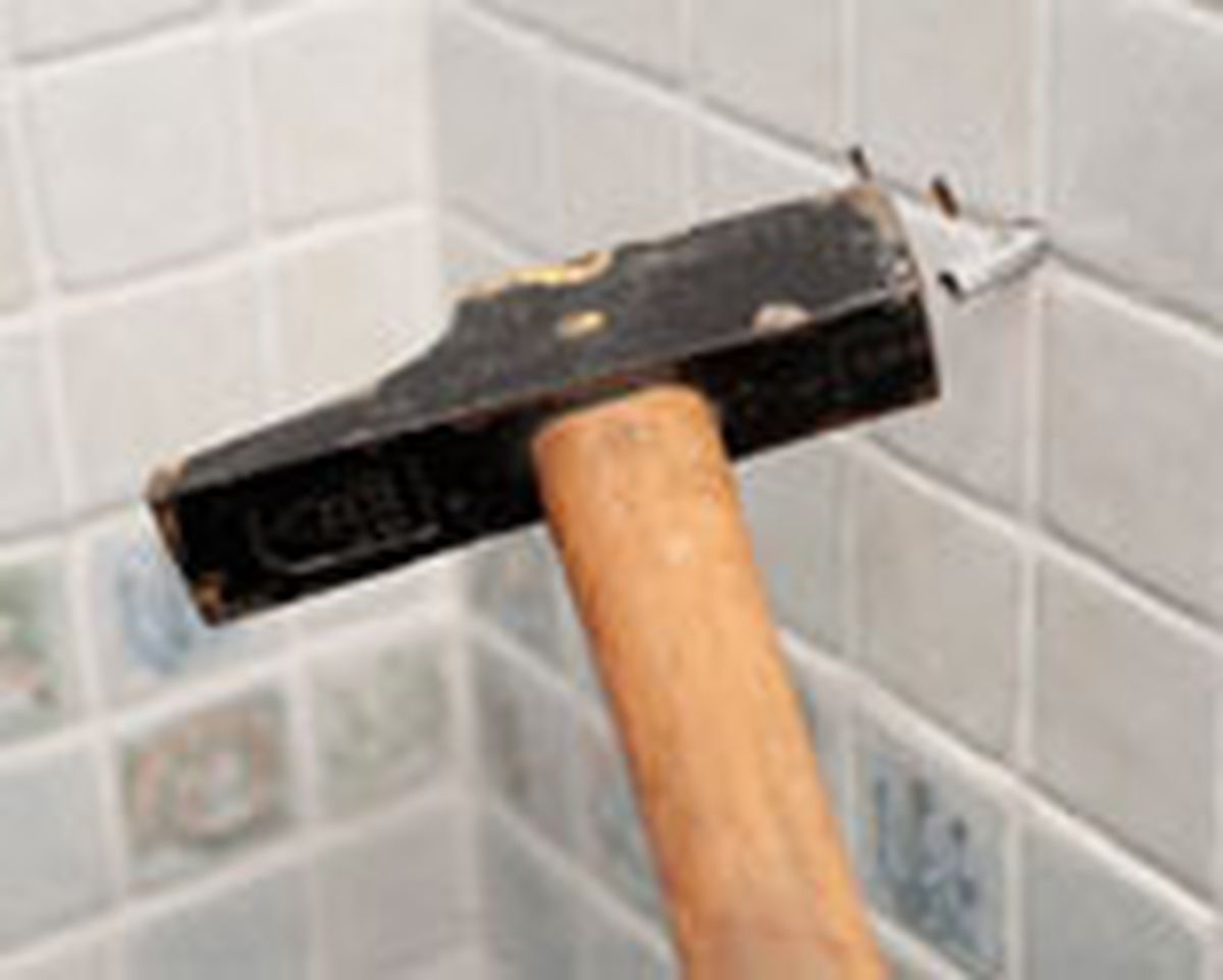 Brico1 0655 colocar balda angulo paso 6