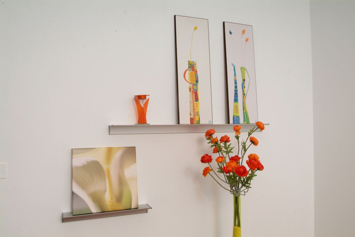 Instalación de estante para cuadros paso 7