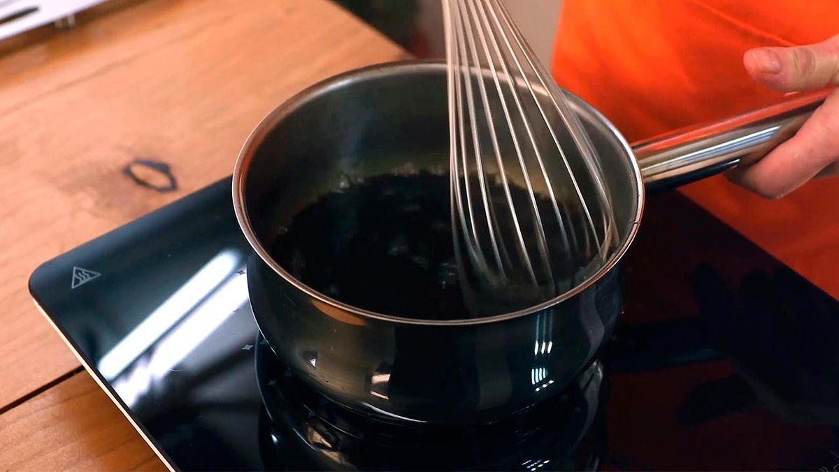 Receta de confit de pato con salsa de naranja  paso 3