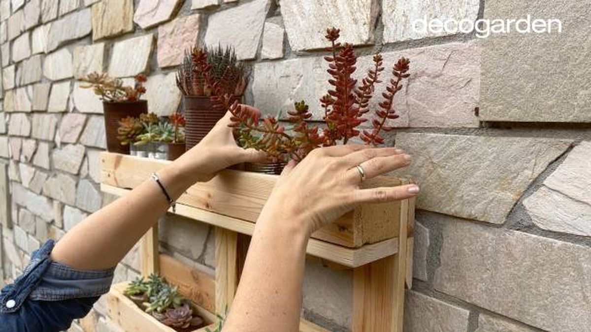 como hacer jardin vertical para balcon pequeno paso 9