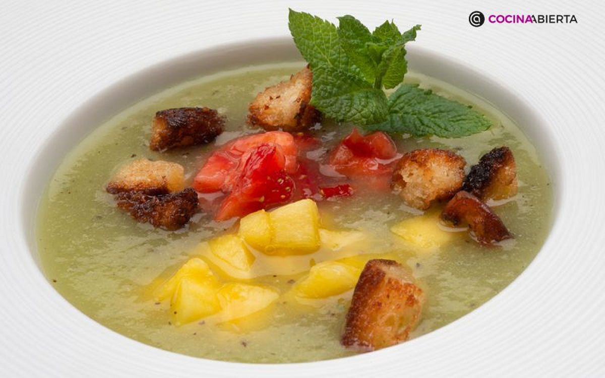 Eva Arguiñano nos propone un original gazpacho dulce