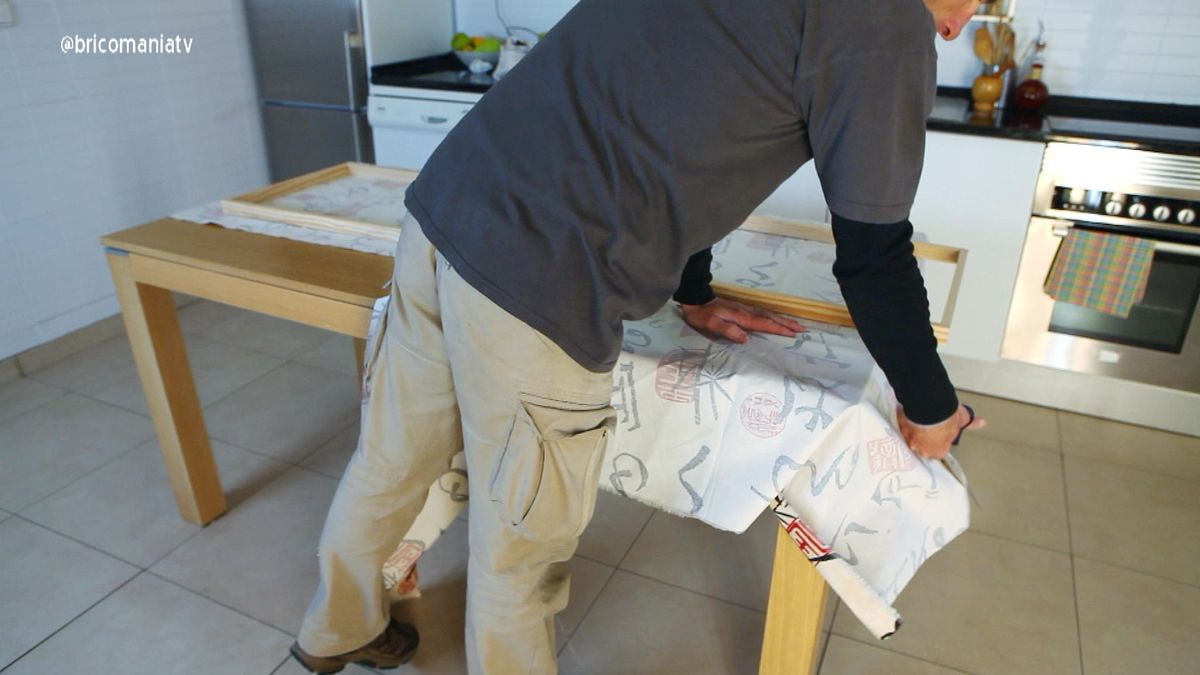 Cómo hacer cuadros de tela paso 6