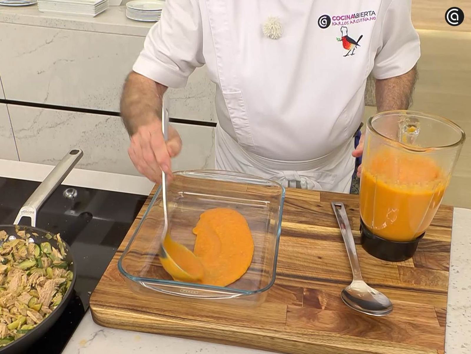 Sirve la salsa de tomate