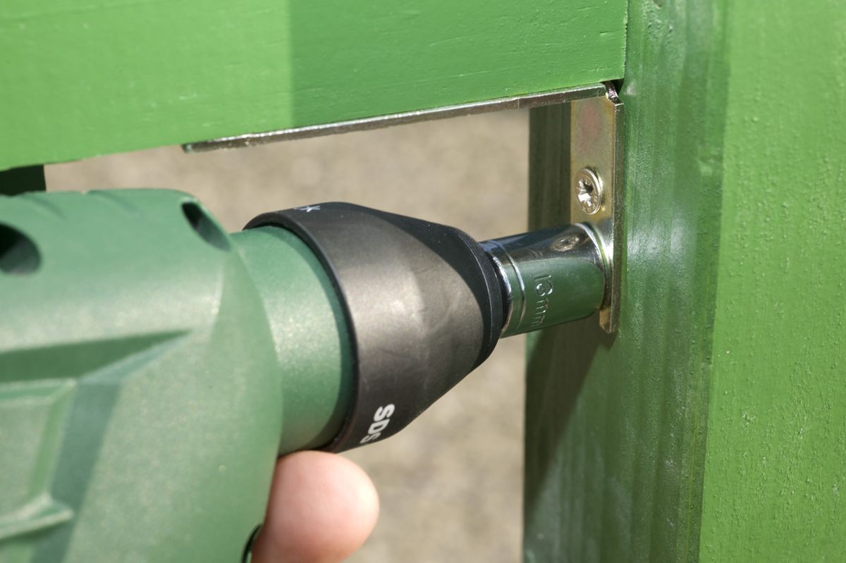 Cercado de madera para el jardín paso 22