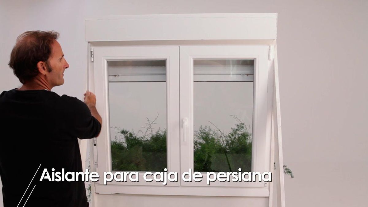 Cómo aislar la caja de la persiana paso 7