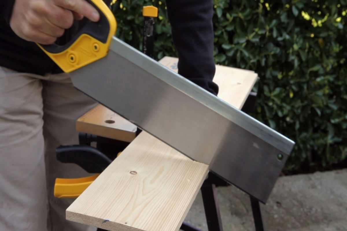 Cómo hacer cajeados en madera paso 1