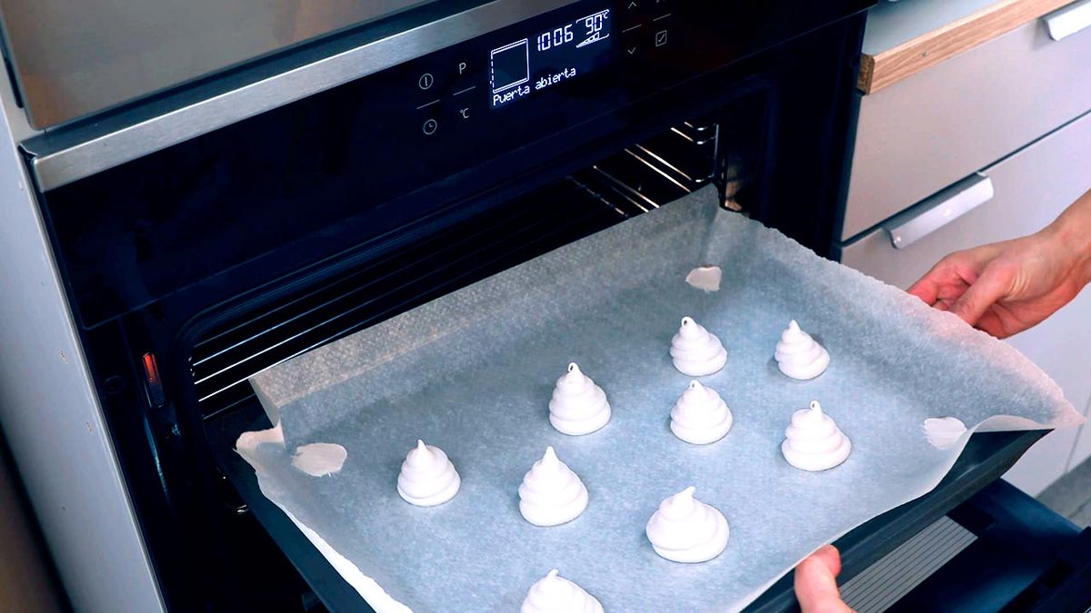 Receta de fantasmas de merengue para Halloween  paso 5