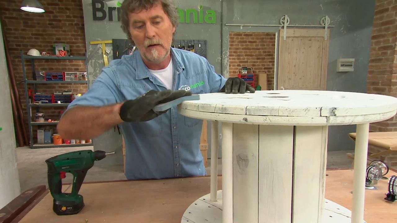 Como hacer una mesa con una bobina paso 5