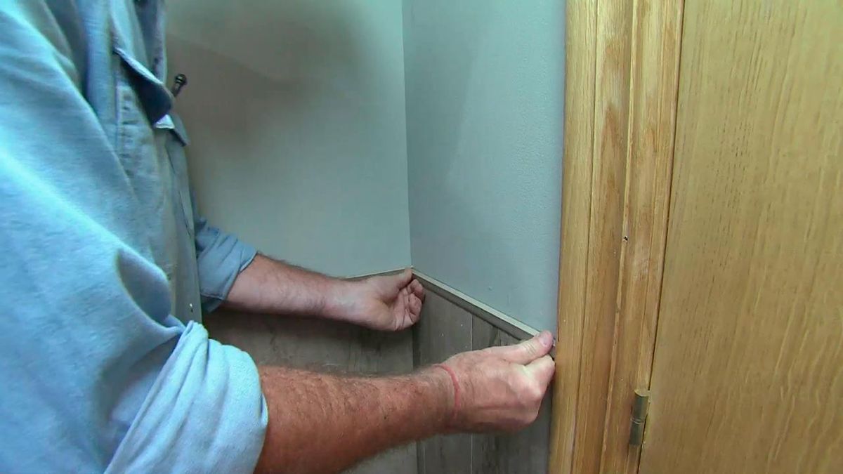 Como colocar un friso de vinilo paso 7