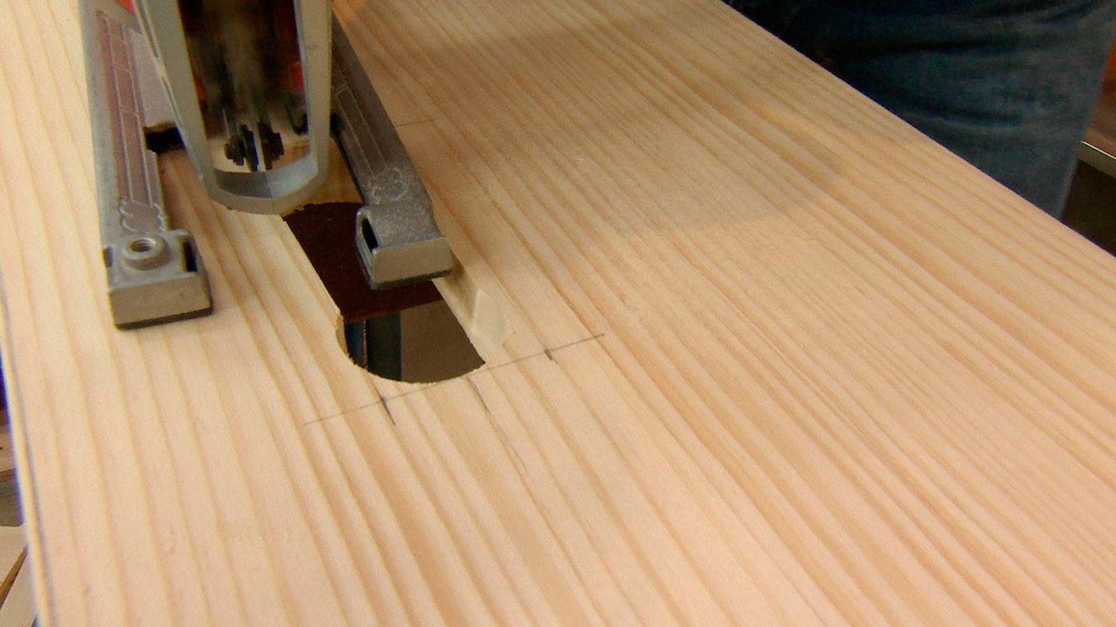 Cómo hacer un diván de madera paso 2
