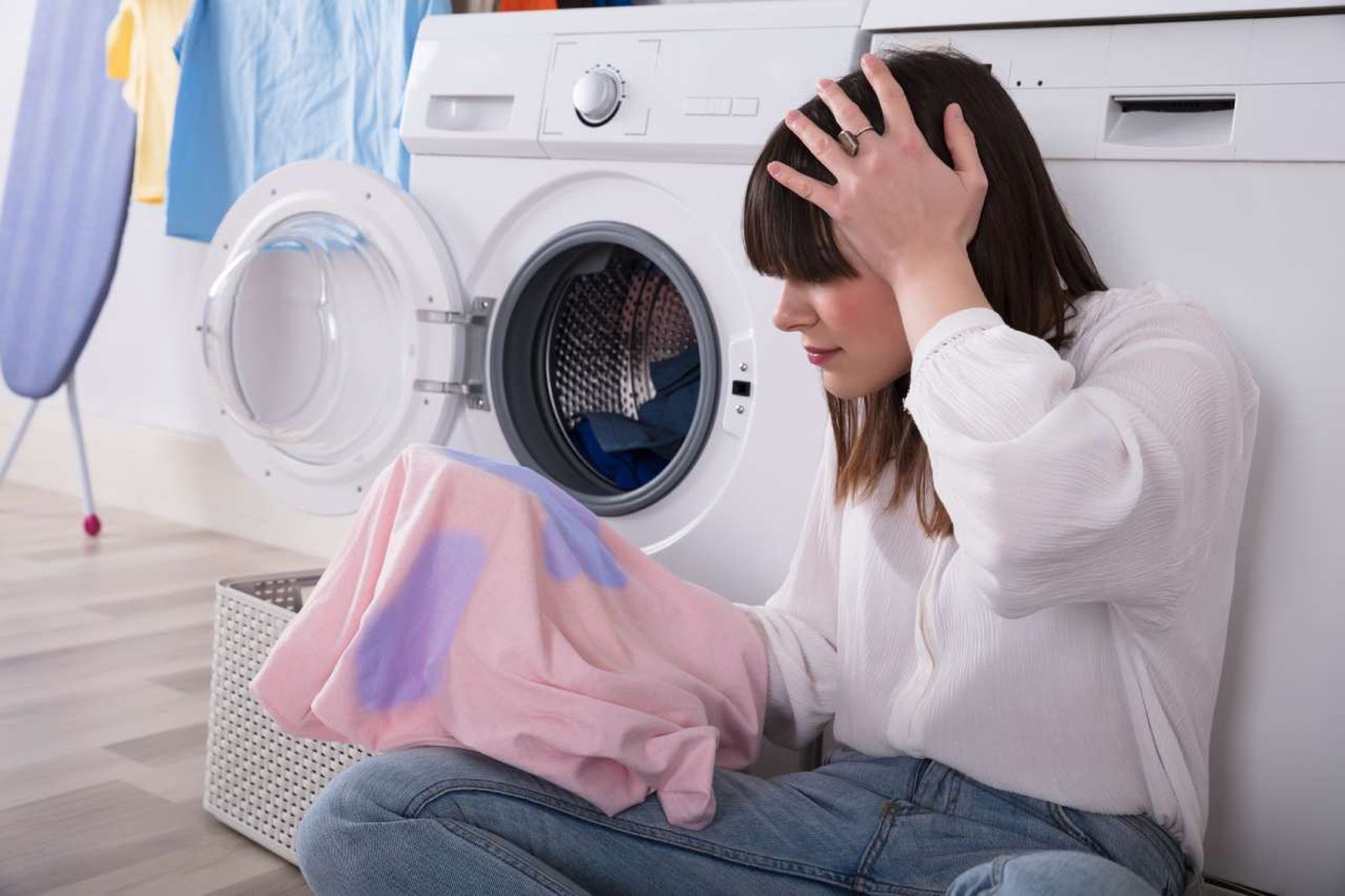 Las manchas de cera en la ropa son habituales y fáciles de limpiar.