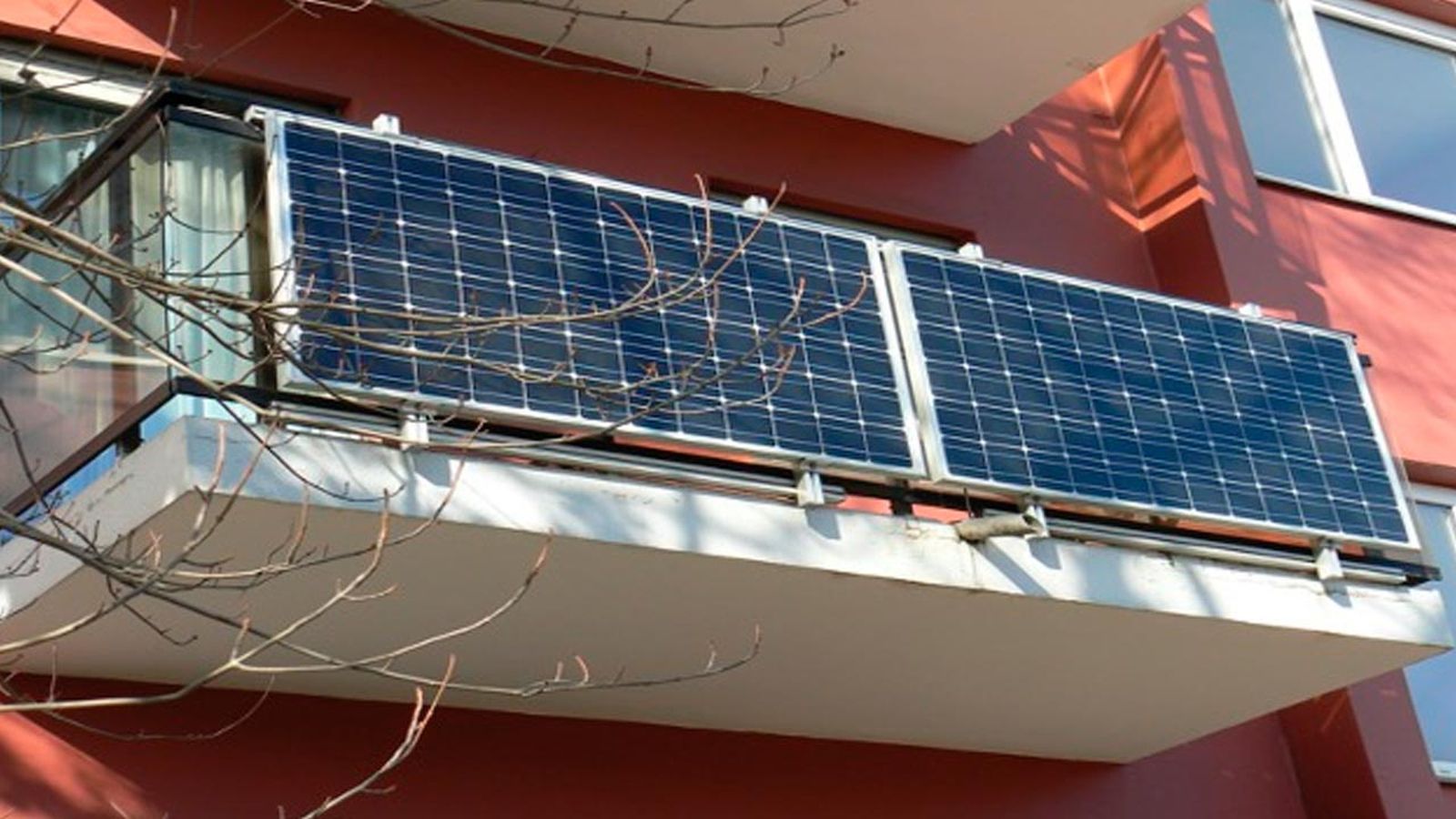 kit fotovoltaico para balcon solucion ahorrar factura luz casa