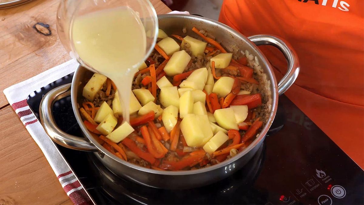 Receta de pantrucas, receta chilena  paso 3