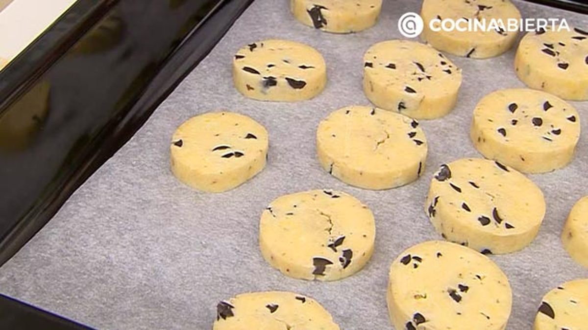 galletas saladas de queso y aceitunas receta cocinatis karlos arguinano karl67690321 paso4