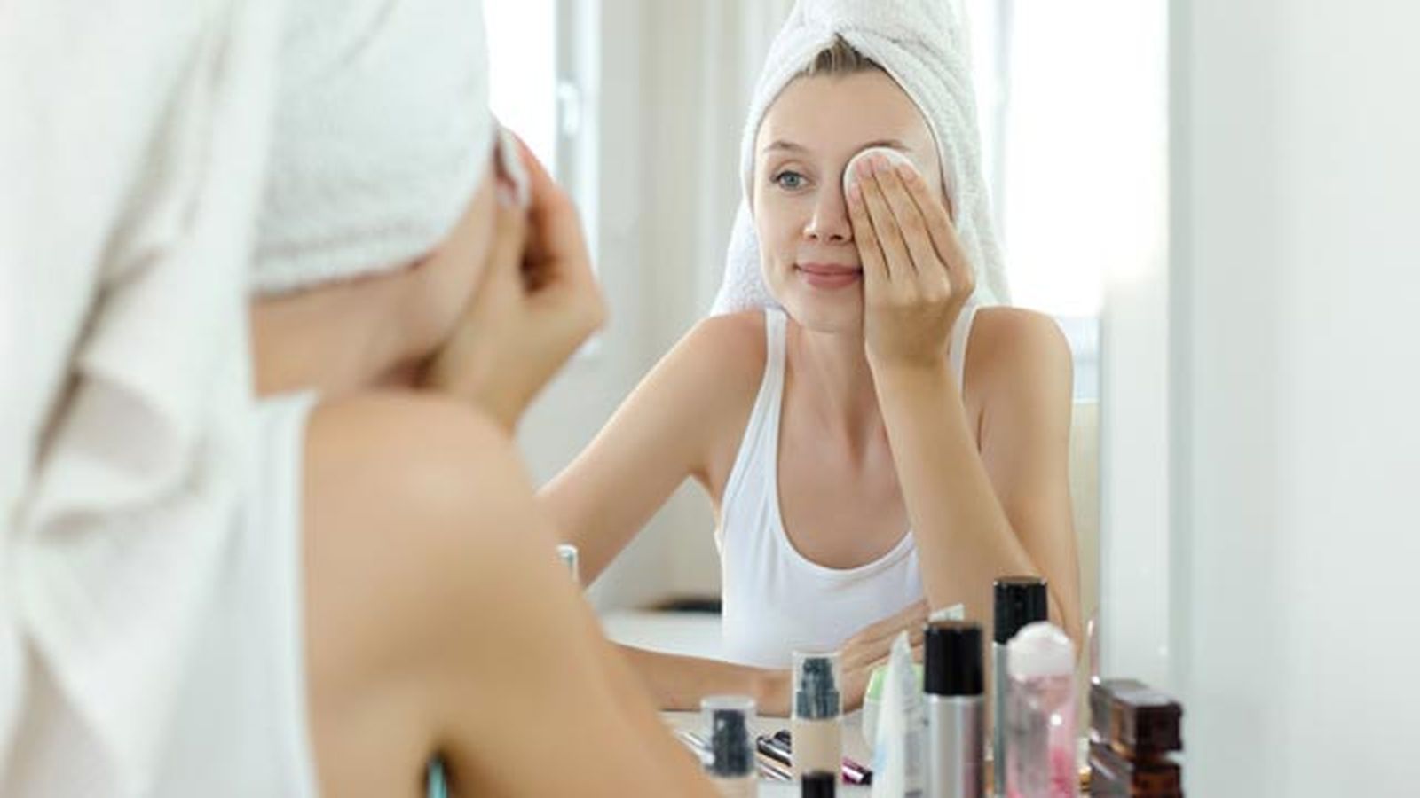 por que es importante desmaquillar ojos cuidados belleza salud