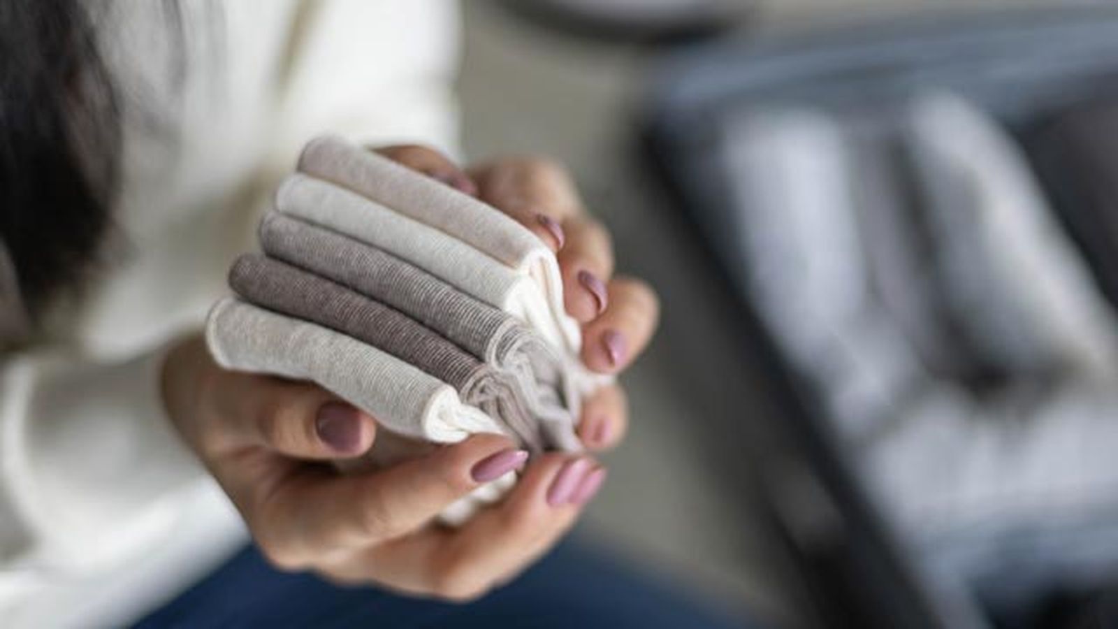 como ordenar ropa con el metodo konmari