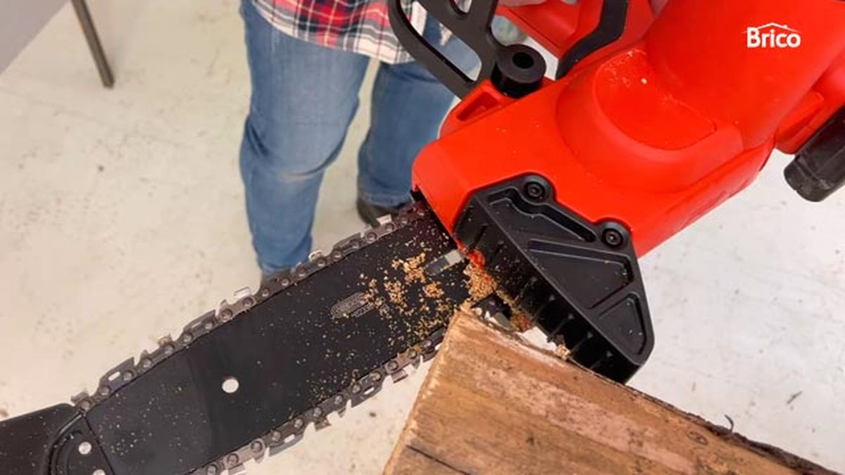 Como hacer una antorcha casera para el jardin paso 2