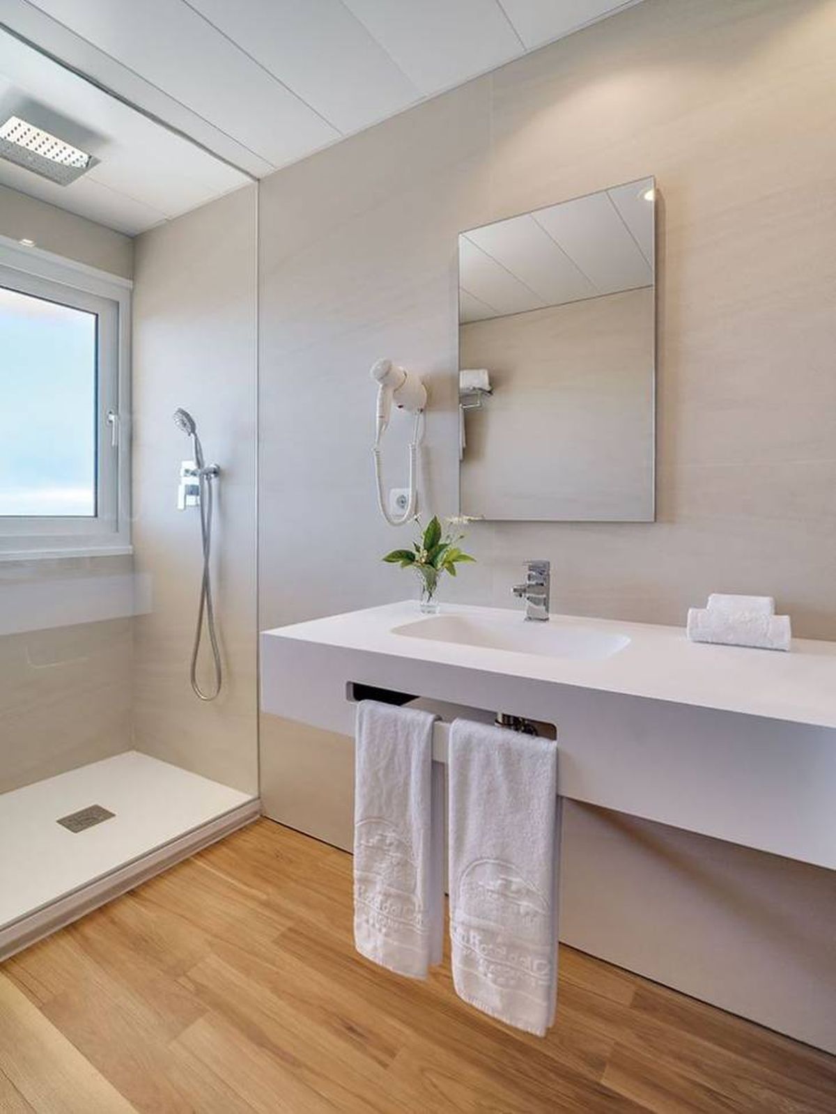 encimera bano piedra sinterizada Pinterest Elle Decor