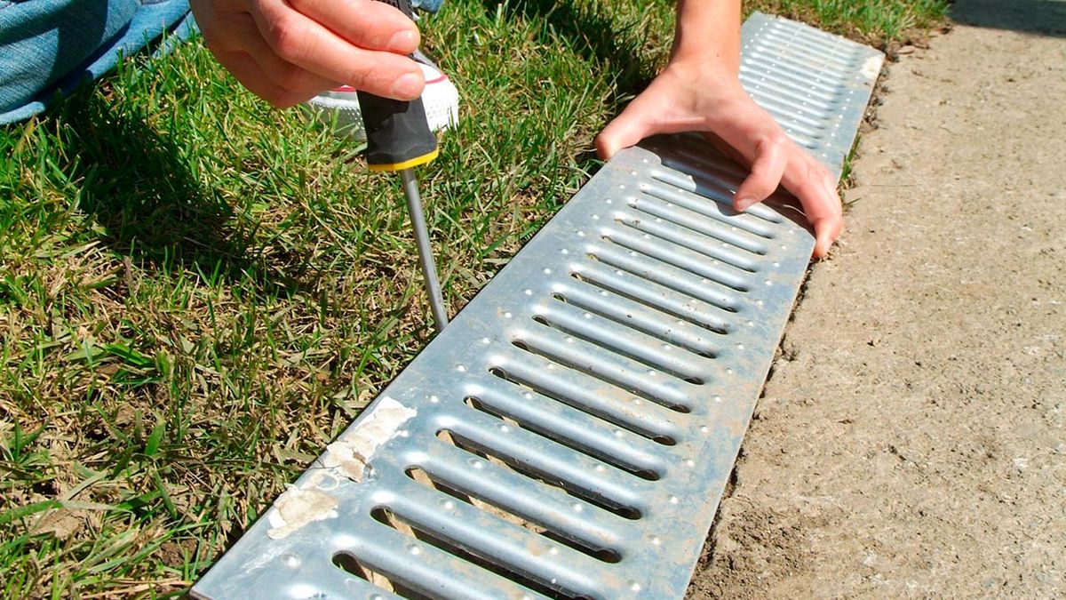 Pintar rejilla de desagüe paso 1