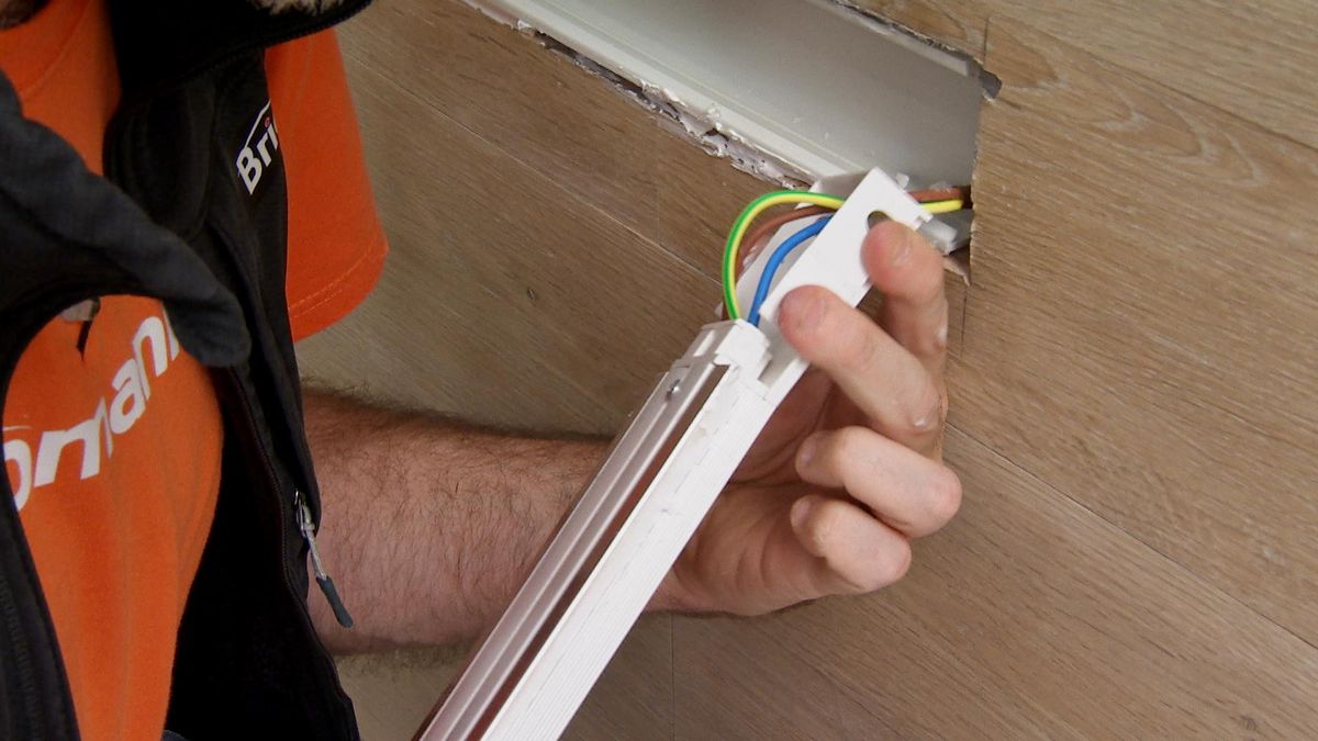 Zócalo eléctrico paso 9