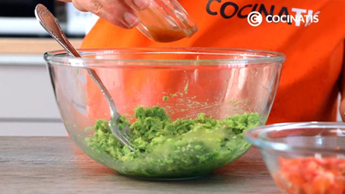 Receta de guacamole original mexicano  paso 2