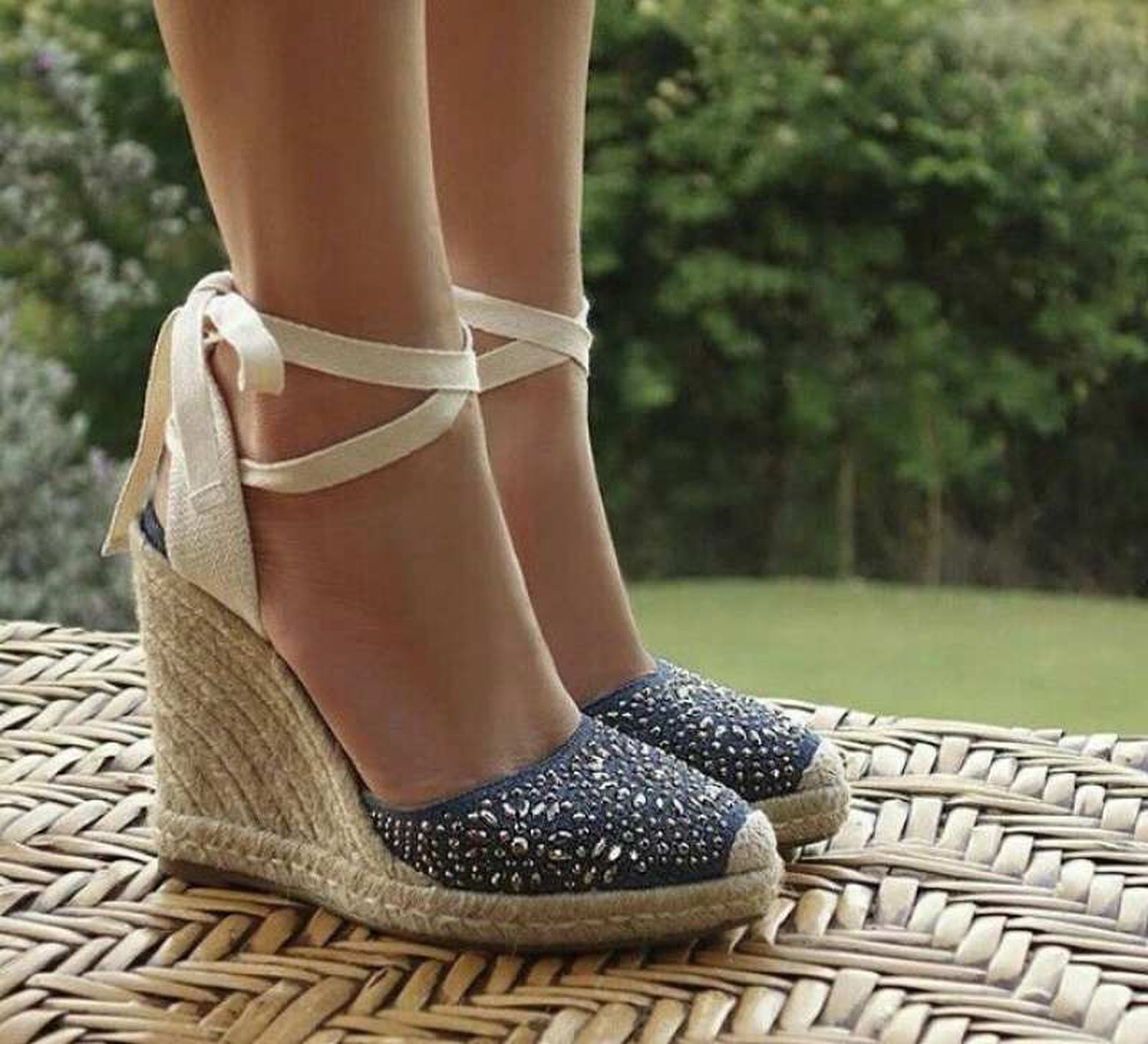 Alpargata con cuña de yute
