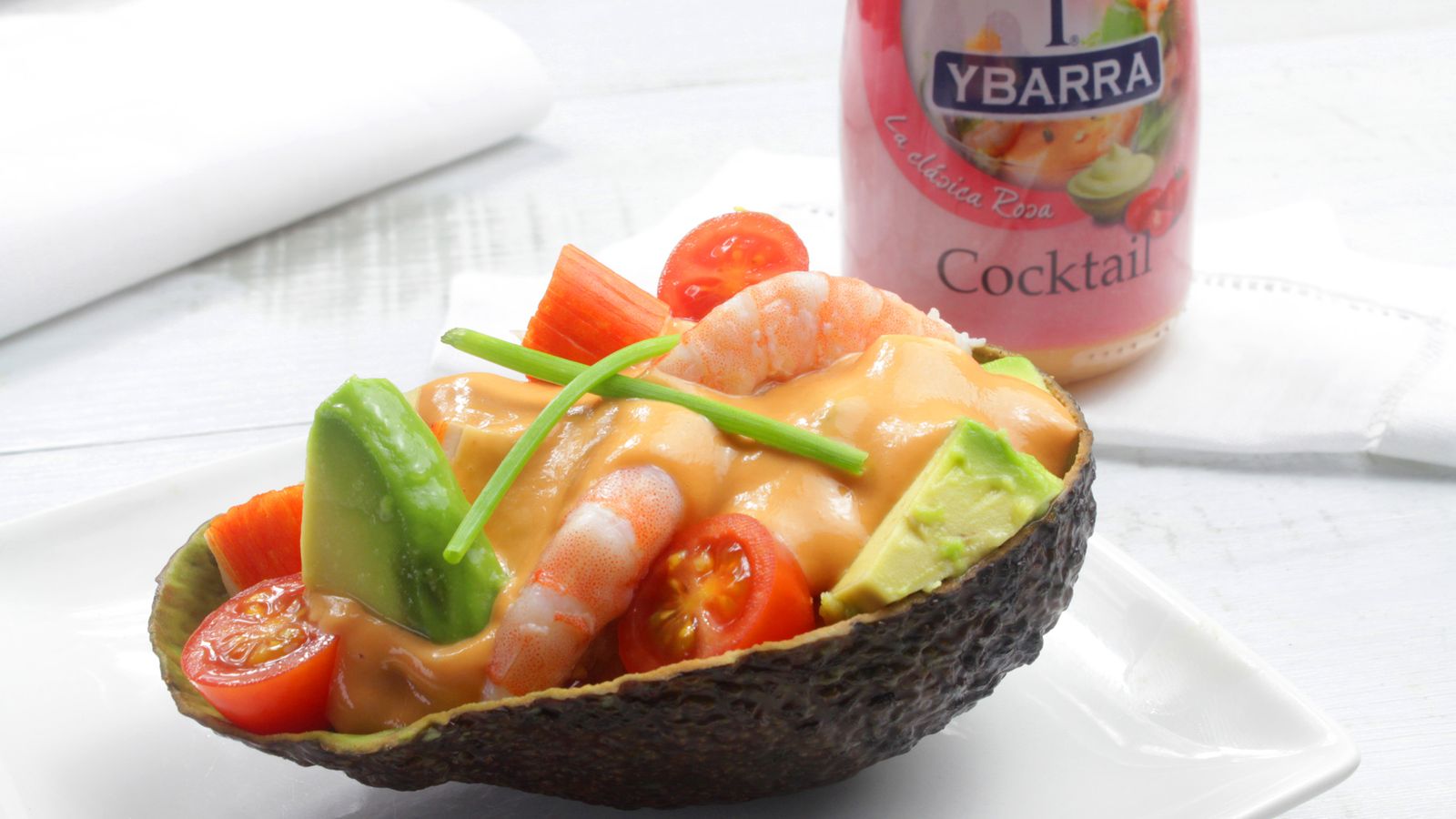 ensalada rosa aguacate