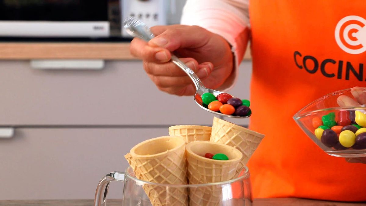 Receta de sombreros de bruja para Halloween  paso 3