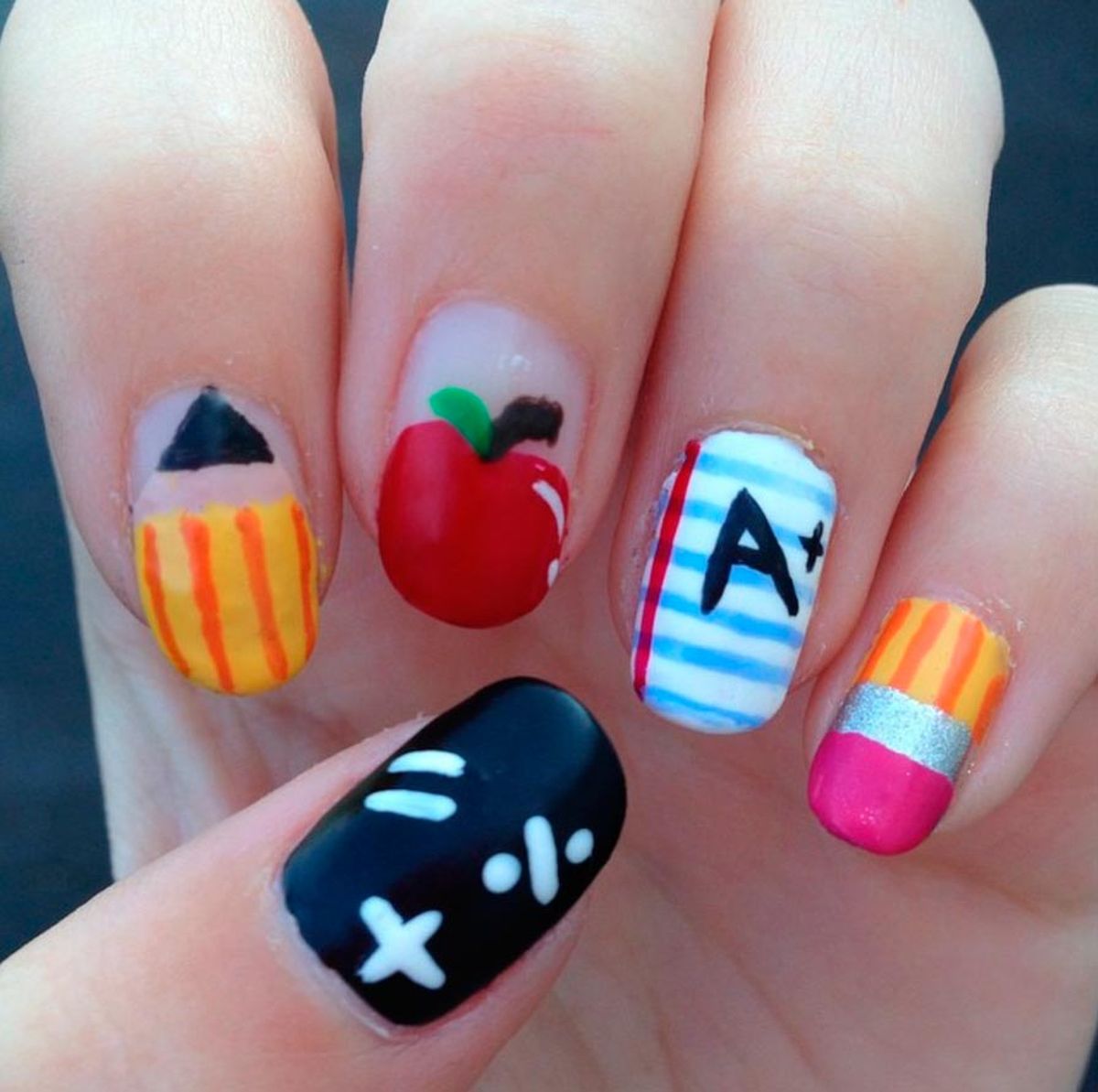 manicura unas clase estudiantes4